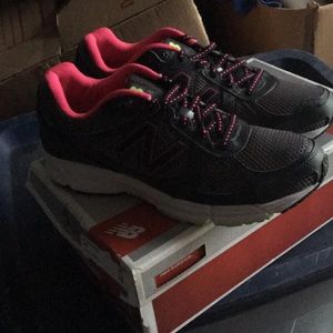 Brand new New Balance shoes!